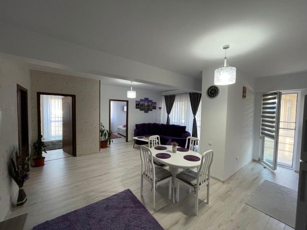 Deny'S Apartament グラ・フモアルルイ エクステリア 写真